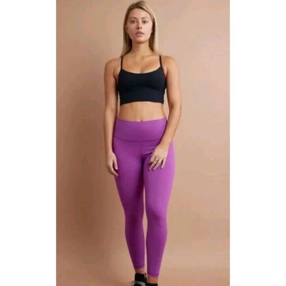 Savvi Racer back Black Sports Bra, Size S, Mint Condition‎ - Picture 1 of 8